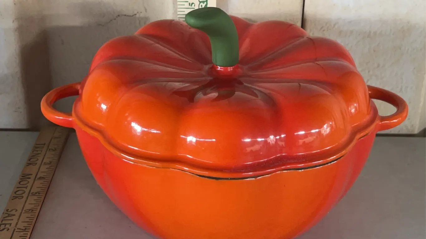 Technique Cast Iron Pumpkin Cooking Pot/Dutch Oven Enamel Finish 11.5"X9.5"X7"