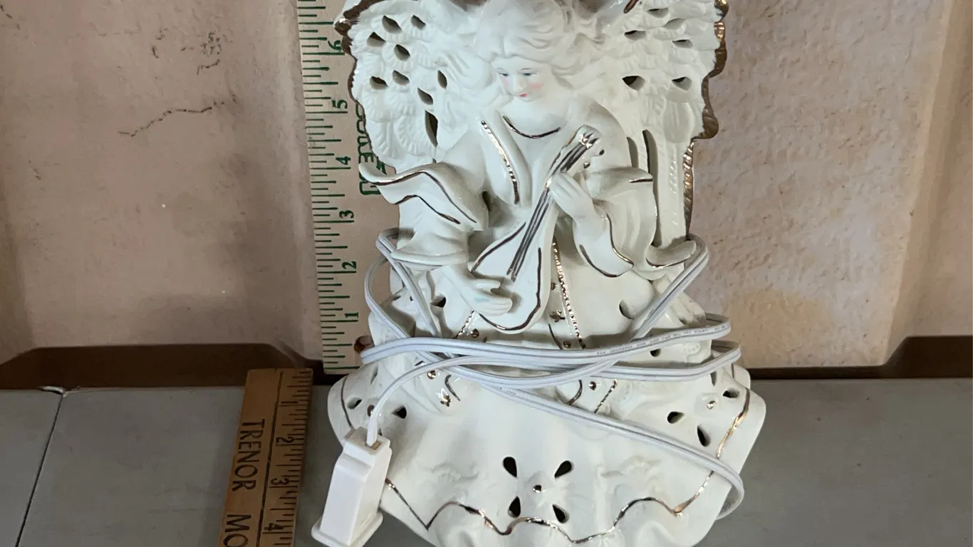 Ceramic Angle Light/Lamp 8.5" Tall