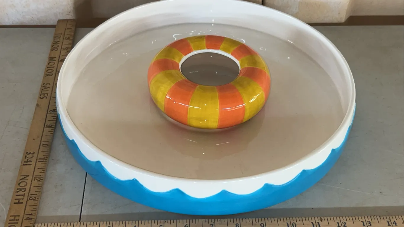 2003 Daniel Dela Cruz Enesco Pool & Floaty Chip N Dip Ceramic Set