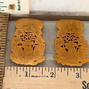 Vintage Pair Japanese Hand Carved Wooden Obi-Dome (Kimono Sash Clips)