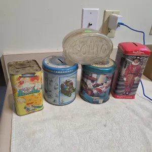 5 vintage coin banks