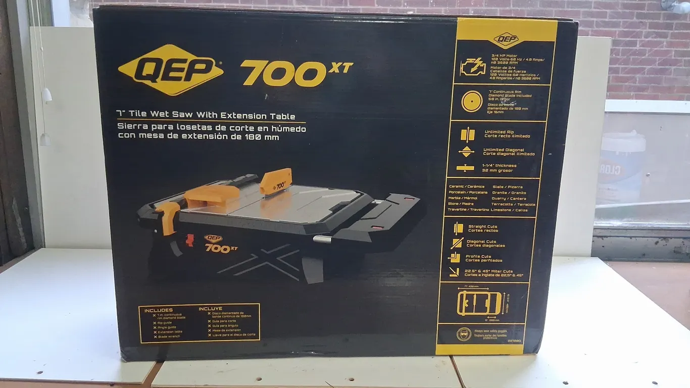 Brand New QEP 700xt 7inch Wet saw