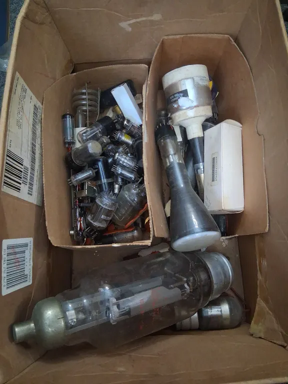Electronic Tubes