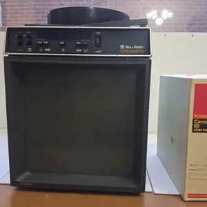 Bell & Howell Ringmaster Viewer w/ Kodak Carousel