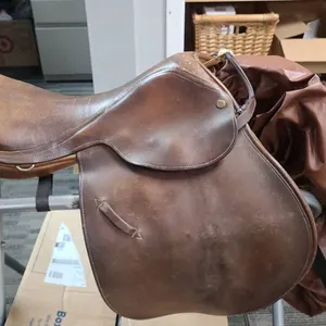 Campbell 16-Inch Close Contact English Saddle with Cover