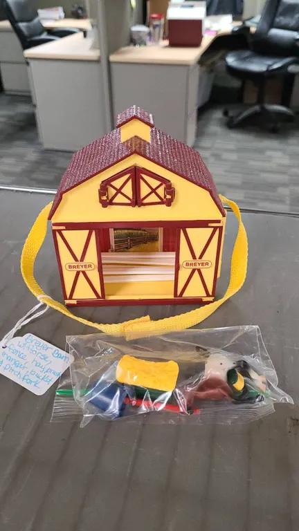 Breyer Barn Playset with Accessories and Horse Figure