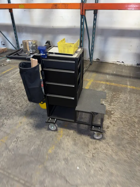 Tool Cart with Small vice,drawers, Shop Vac and tools 