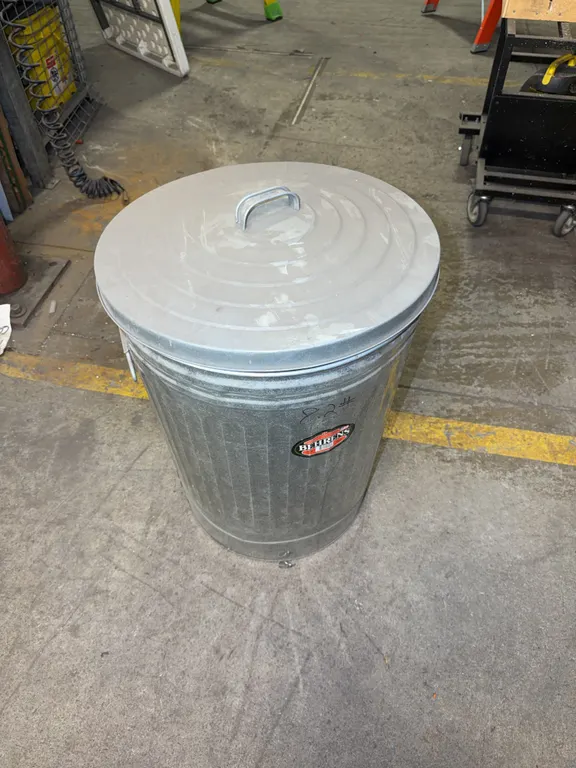Metal Trash Can with Lid