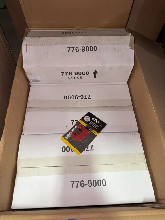 Box of mini tubing cutters 24 per white box