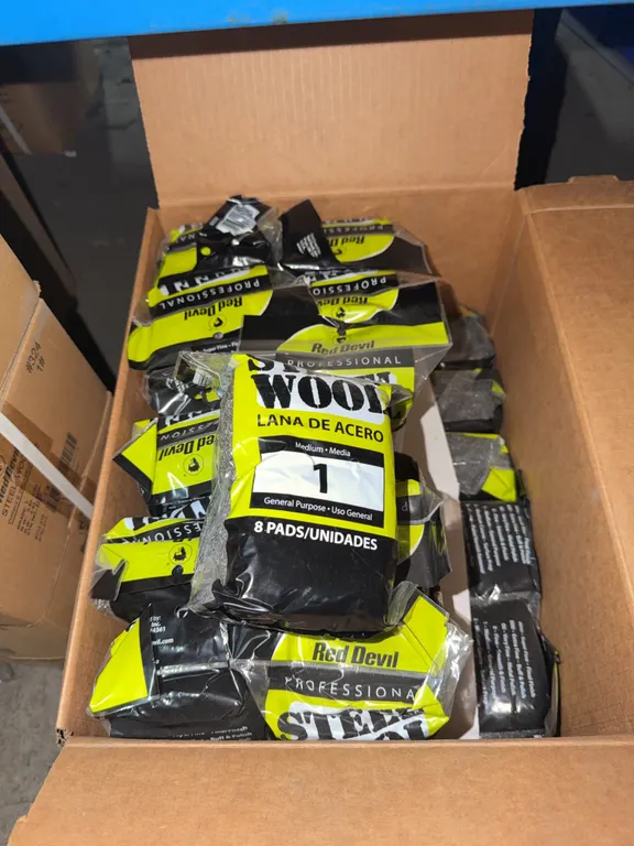 Allmost full box of steel wool