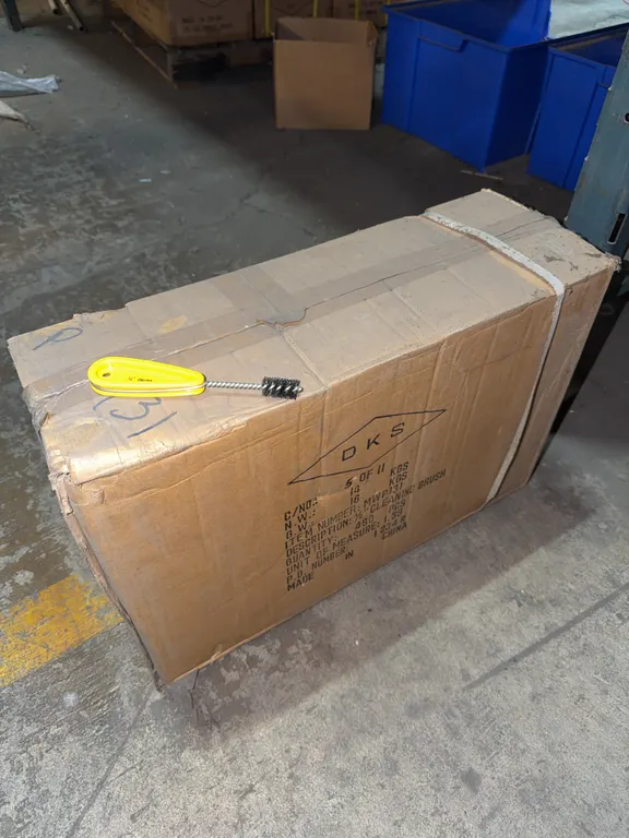 15 box’s of 24 1/2” Cleaning Brushes
