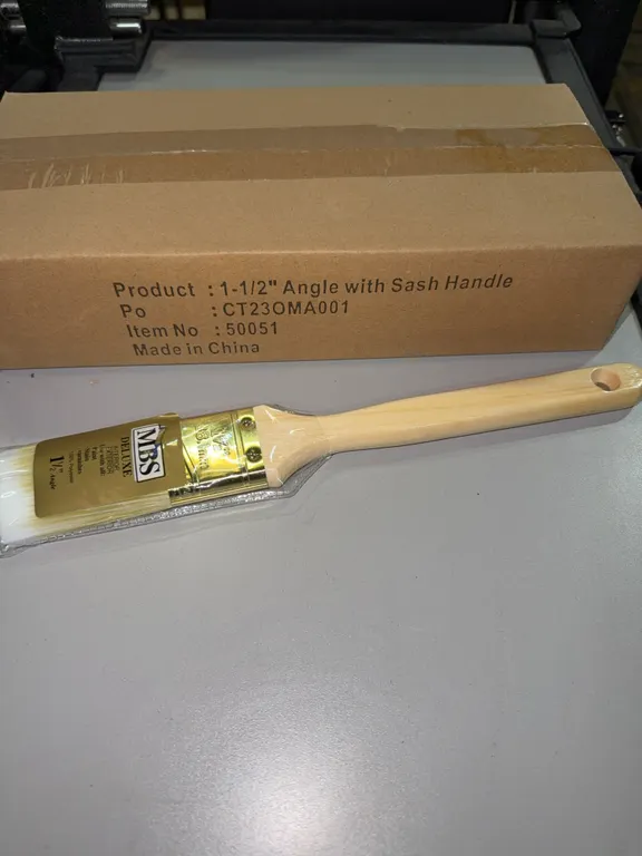 Mbs deluxe 1 1/2 angle paint brushes 12 per box