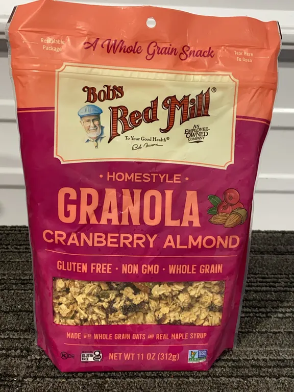 *NEW* Bob's Red Mill Homestyle Cranberry Almond Granola, 11 Oz - Best By: 12/16/2026