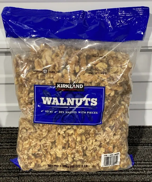 *NEW* Kirkland Signature Walnuts, 48 Oz - Best By: 1/2027