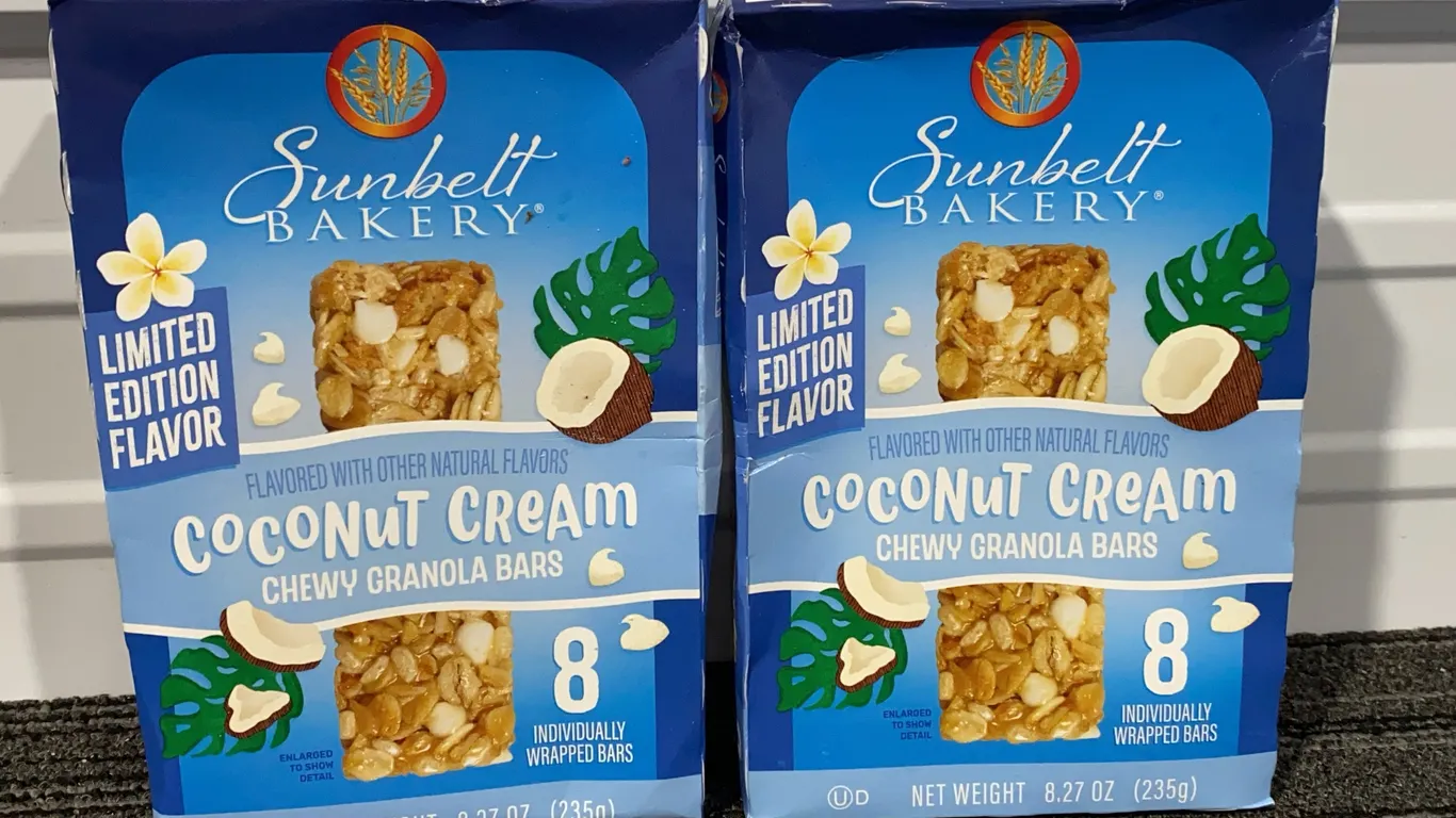 *NEW* 2 Pack, Sunbelt Bakery Coconut Cream Chewy Granola Bars - Best By: 8/6/2026