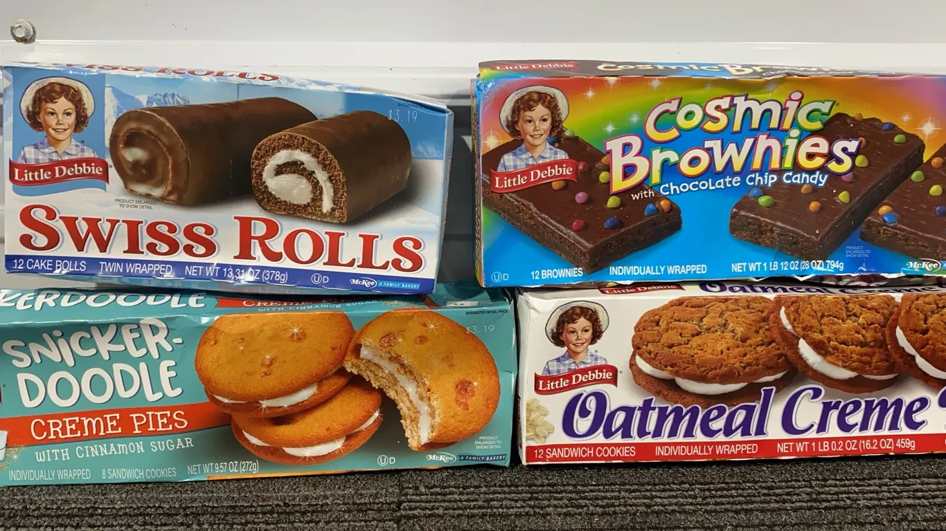 *NEW* Assorted Little Debbie Snacks - Best By: 6/2026