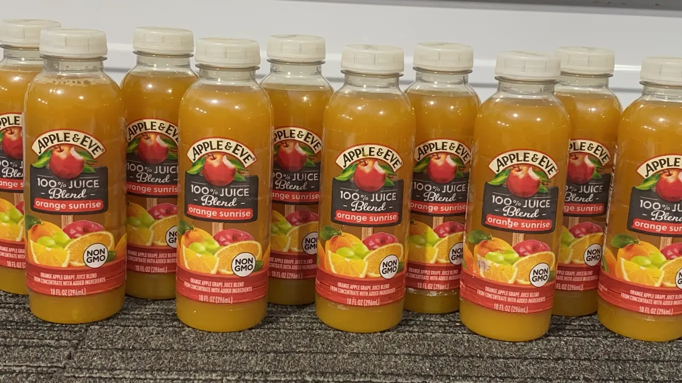 *NEW* Apple & Eve 100% Juice Orange Sunrise Blend, 12 Pack - Best By: 12/2026