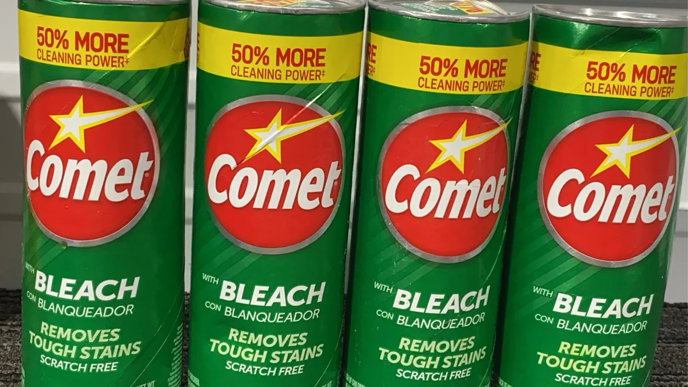 *NEW* 4 Comet w/ Bleach, 21 OZ Each