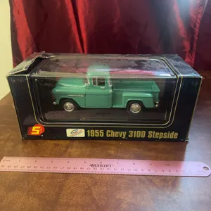 Superior 1955 Chevy 3100 Stepside