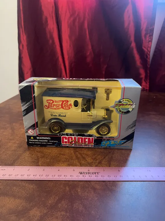 Golden Classic Pepsi-Cola Gift Bank