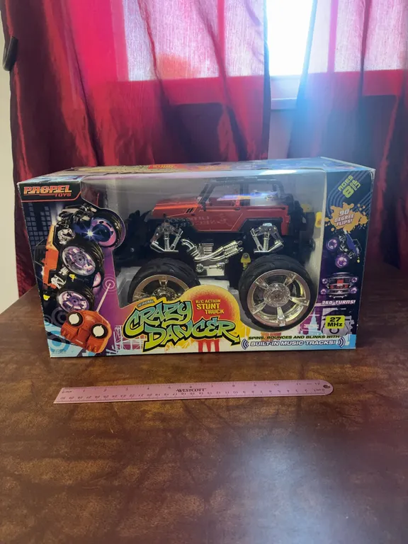 The original Crazy Dancer R/C Action Stunt Truck