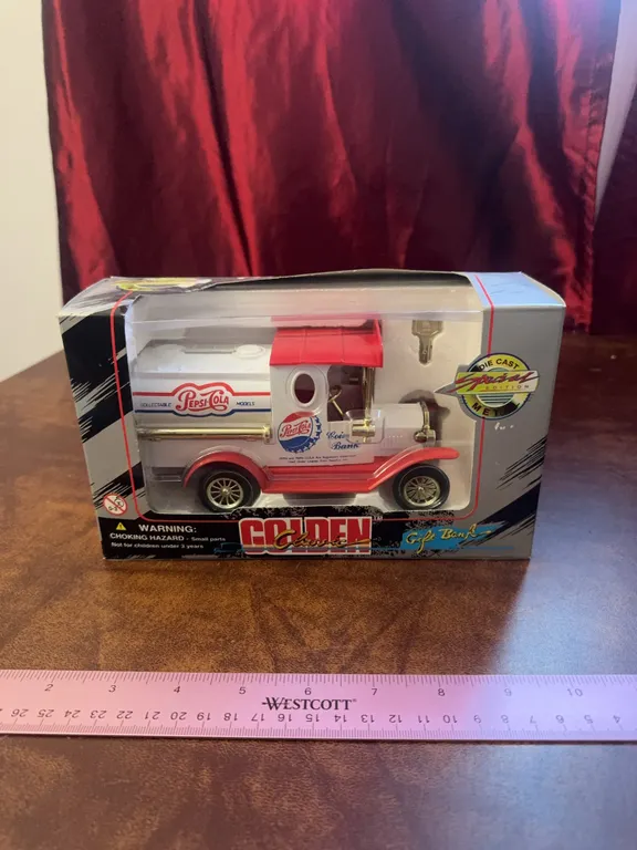 Golden Classic Pepsi-Cola Gift Bank