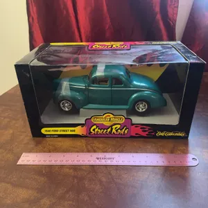 1940 Ford Street Rod American Muscle 1998