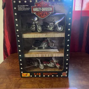 1/18 Harley Davidson Collection 1999
