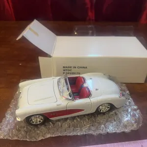 Welly 1957 Corvette 1/24