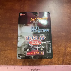 Racing Champions Hot Country Tim McGraw