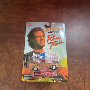 Racing Champions Hot Country Randy Travis