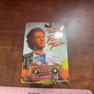 Racing Champions Hot Country Randy Travis