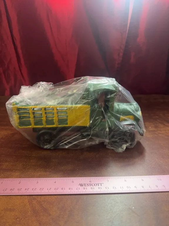 CAST IRON MOVING STORAGE TRUCK