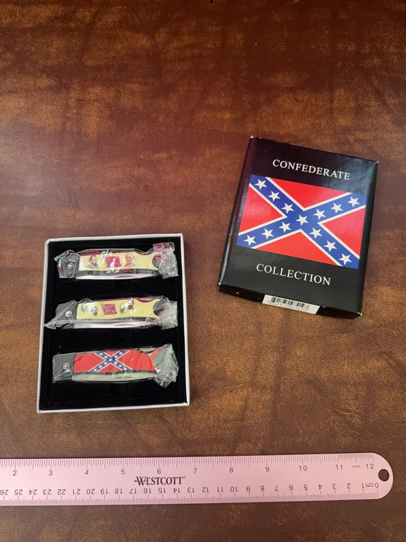 Flag 3 Pocket Knife Box Set