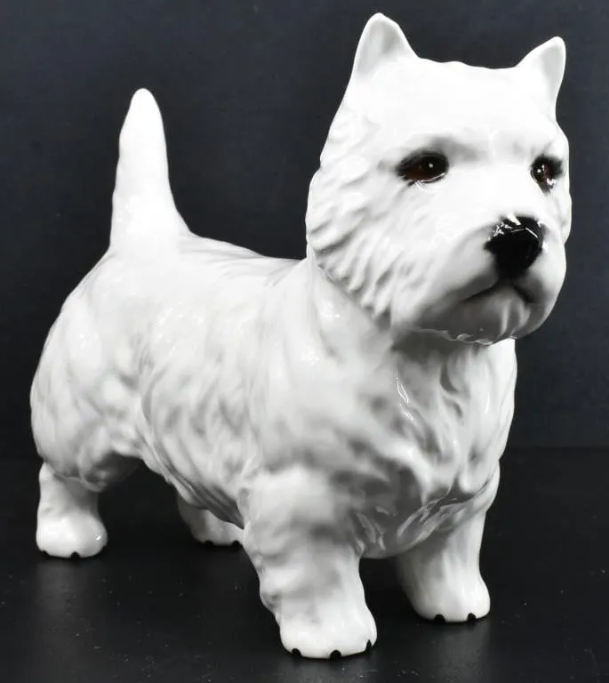 BESWICK WEST HIGHLAND WHITE TERRIER FIGURINE