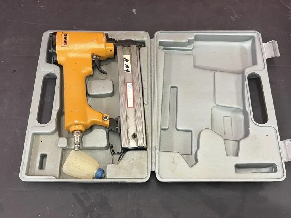 Canwood pneumatic brad nailer
