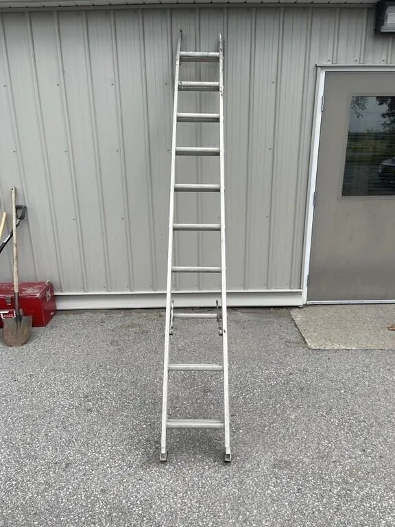 Aluminum Extension Ladder