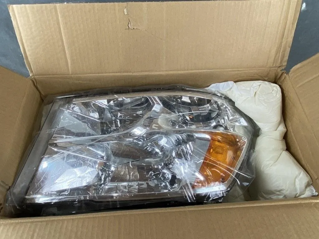 Dodge Ram Right Headlight