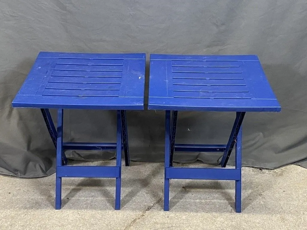 2 Folding Patio Side Tables