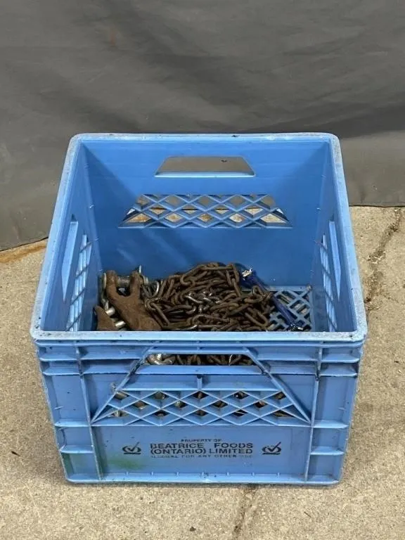 Collection Chain Pieces, Etc