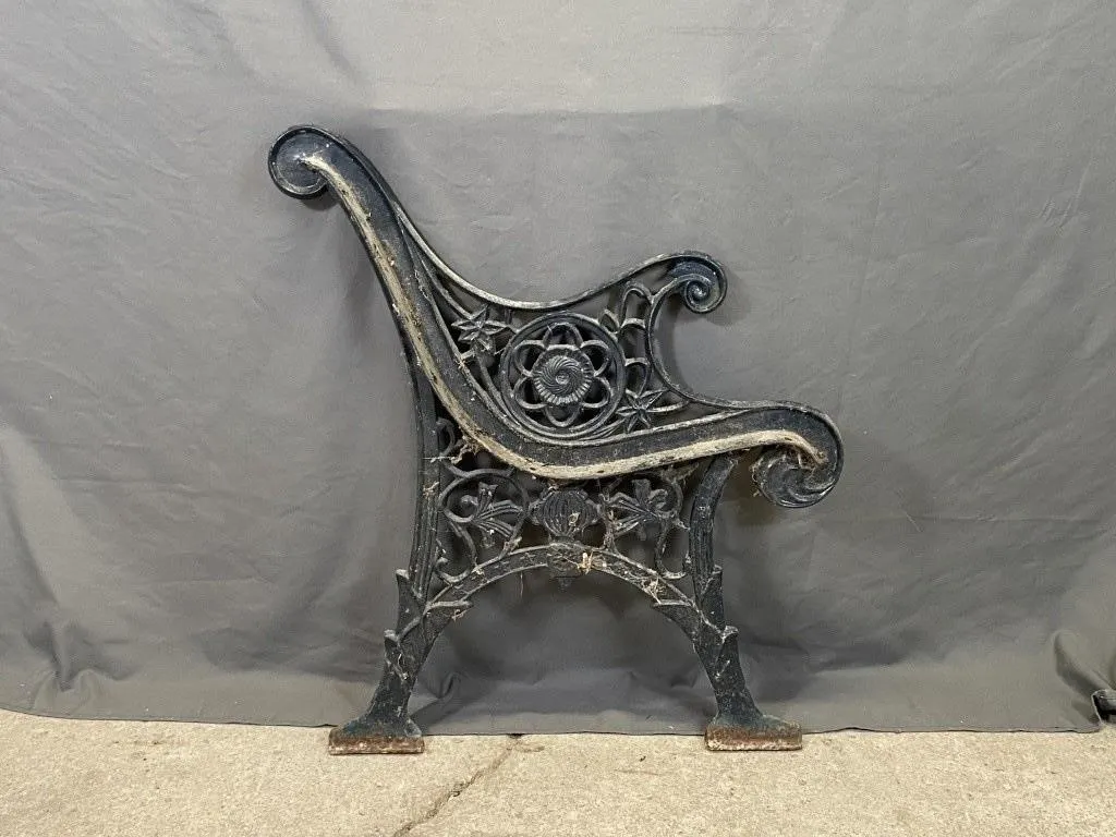 Single Cast Bench End