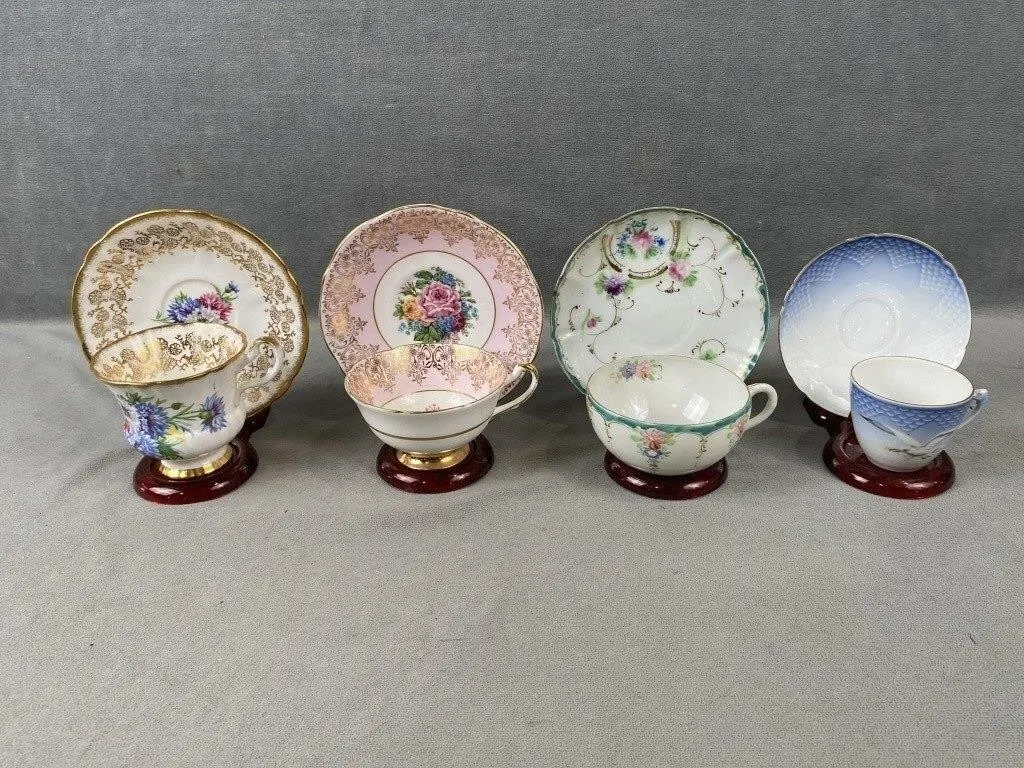 Tea Cups & Saucers