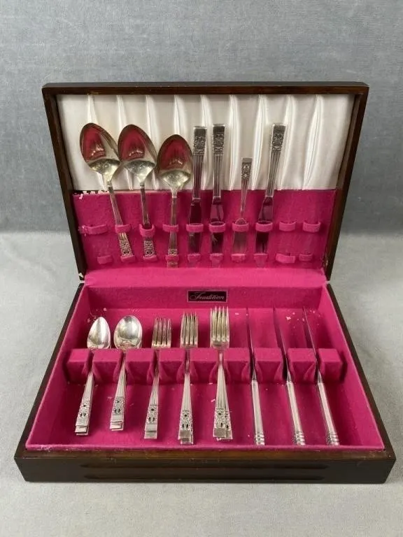 Collection of Community Flatware w Case