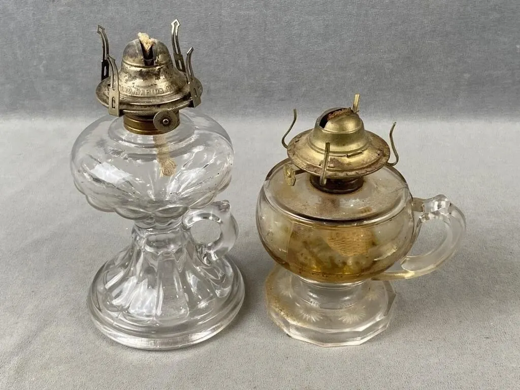 2 Finger Oil Lamps