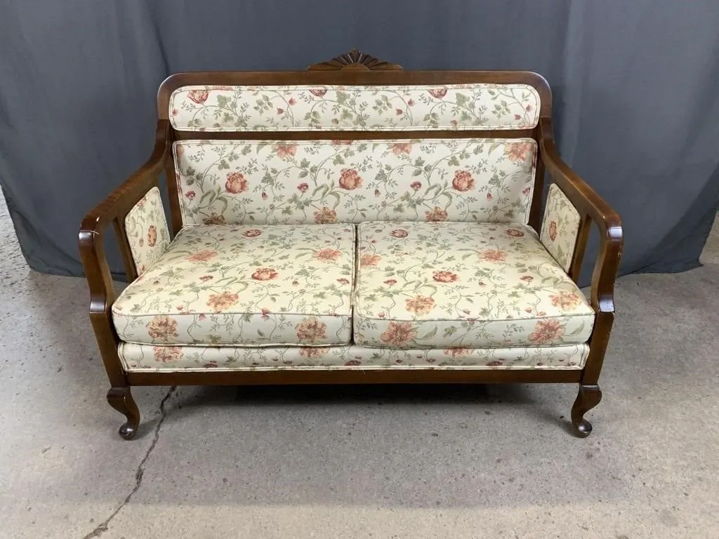Vintage Floral Settee