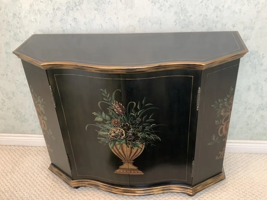 Bow Front Cabinet w Mirror