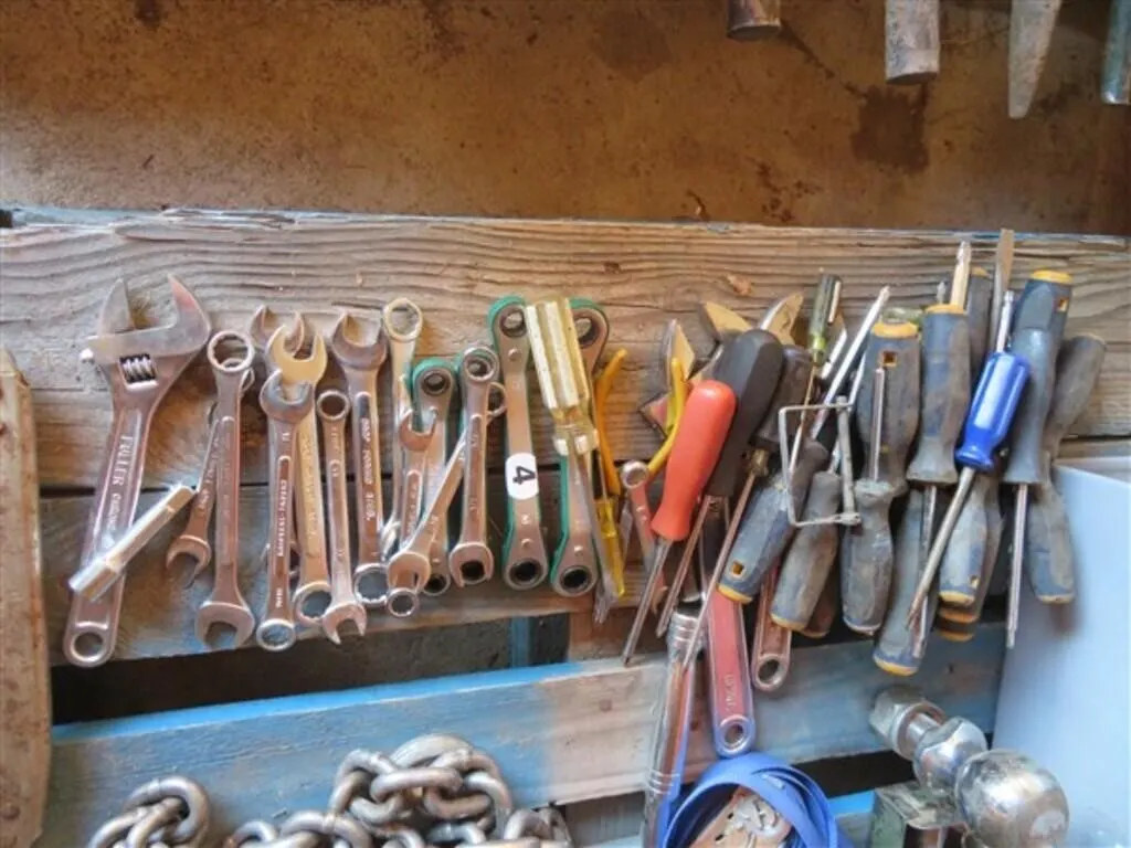 Wrenches * Screwdrivers * Crescent Wrenches