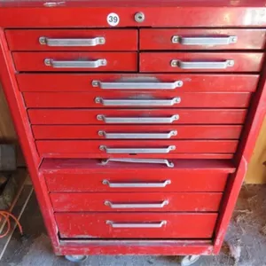 Metal Tool Box on Wheels