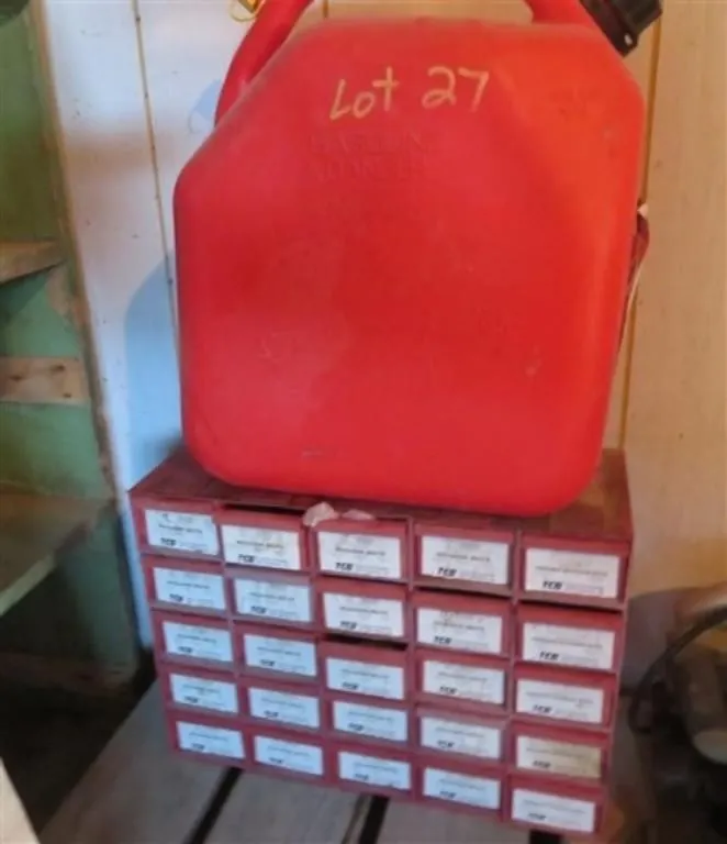 TCB Bolt Bin w/bolts * Gas Can