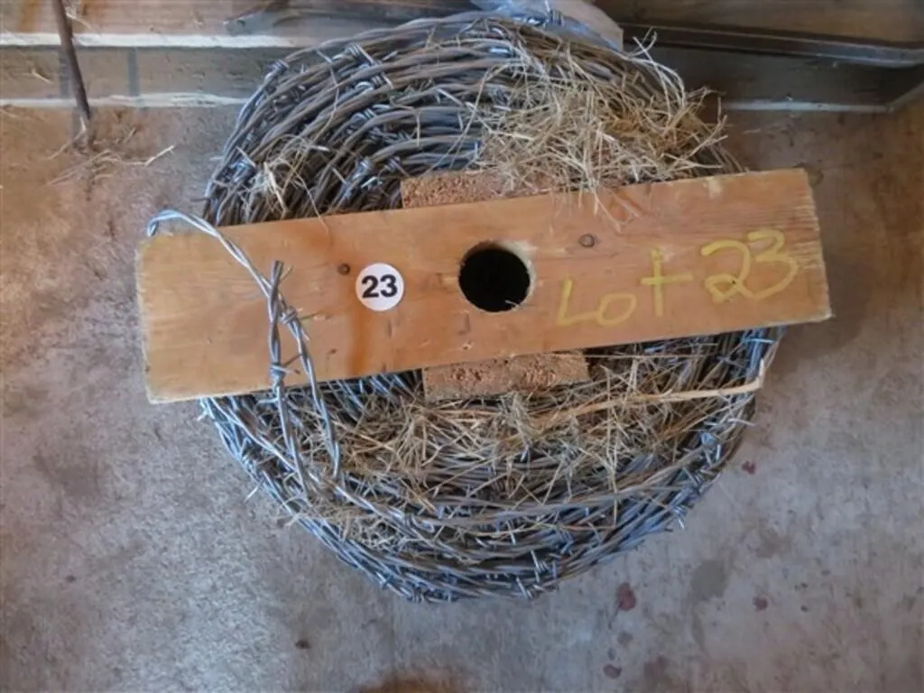 4 Prong Fence Wire